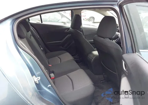 2014 Mazda Mazda3 I Touring z USA, uszkodzony, nr VIN JM1BM1L72E1185133